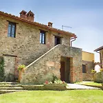 Farm stay Tenuta Di Caiolo