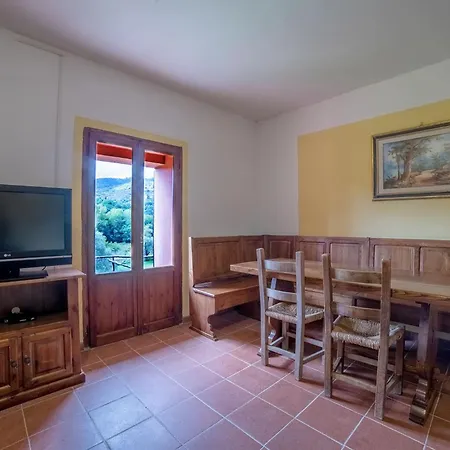Tenuta Di Caiolo Farm stay
