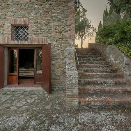 Tenuta Di Caiolo Farm stay *